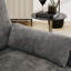 Large fauteuil rembourré à assise profonde et confortable avec un coussin-590072171