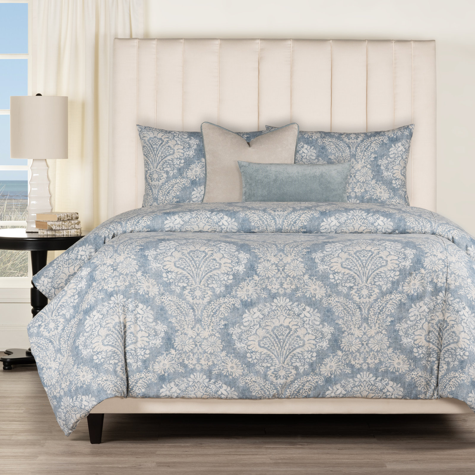 Siscovers 100% Cotton 7-Piece Duvet Cover Set, California King Duvet Cover + 6 Additional Pieces, Blue Damask