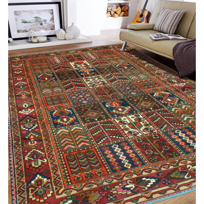 Khylar Distressed Len Burgundy Rug