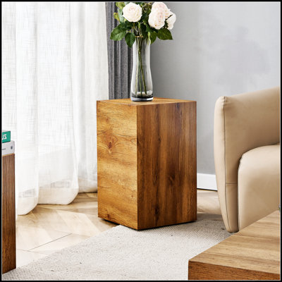 Table basse moderne en MDF à texture de bois lisse, design élégant pour des espaces de vie sublimés et une utilisation polyvalente.