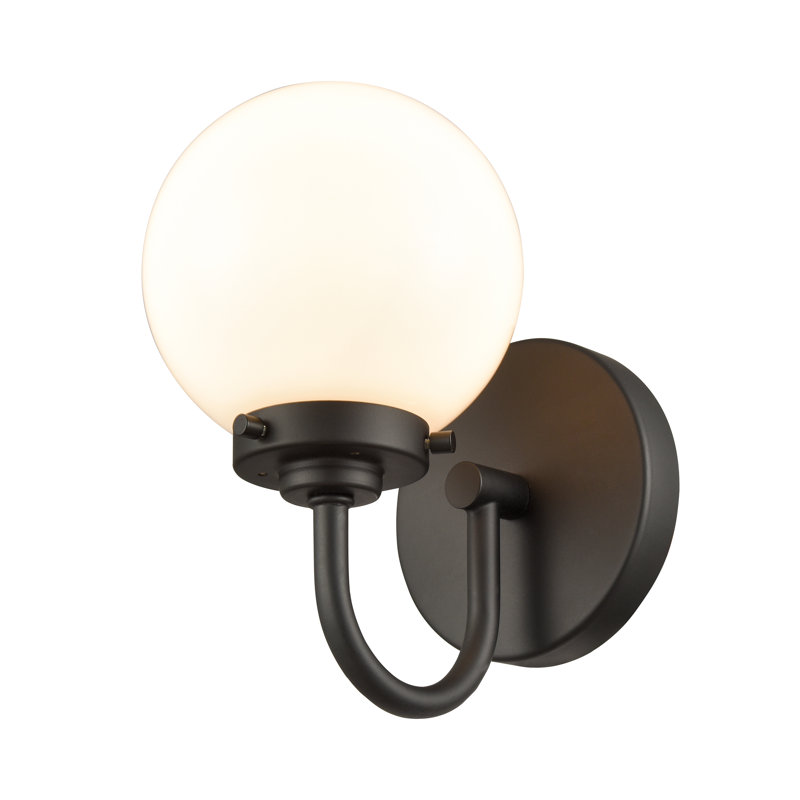 Applique murale 1 lumière de 8,5 po de hauteur Fairbanks - noir mat avec opale, Noir mat / opale