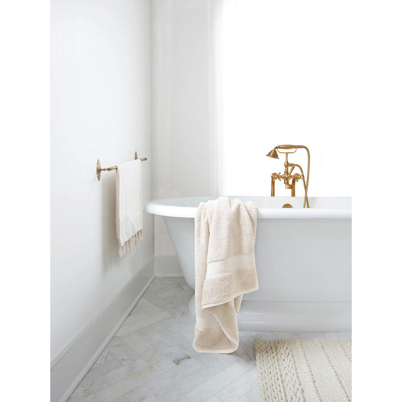 GOTS & OEKO-TEX Certified Organic Cotton Bath Towel Set of 4 – 650 GSM, Long-Staple, Plush, Quick-Drying & Absorbent, 30" x 58"