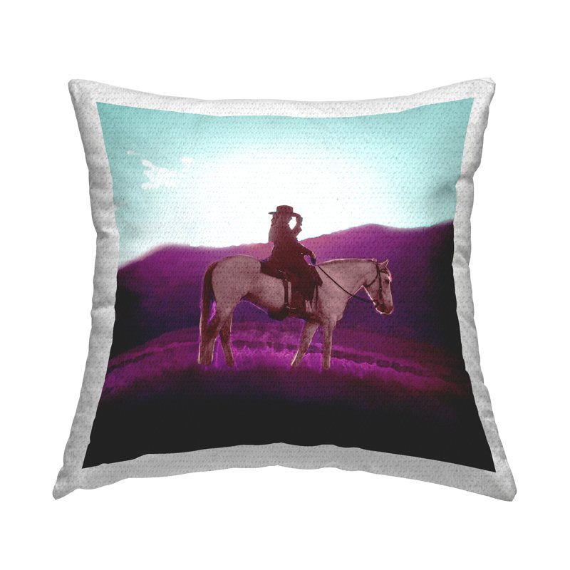 Design de coussin d'extérieur imprimé Cowgirl et montagnes mauves par SD Graphics Studio