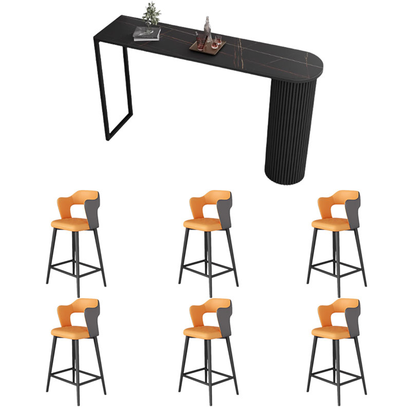 Kroeker, Noir, Orange
