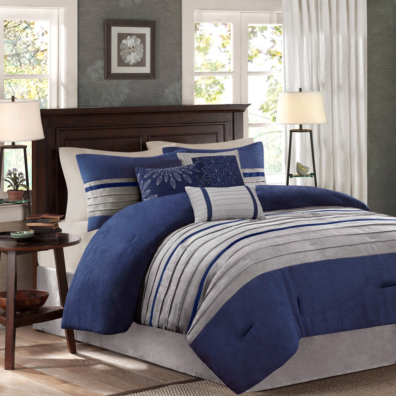 7 PC Pieced Comforter Set Blue