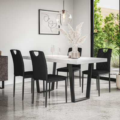Davius 4 - Person Dining Set