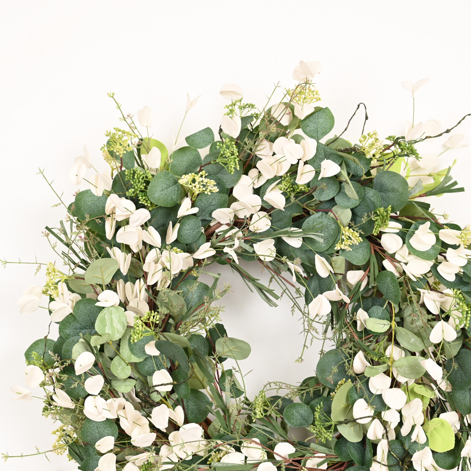 24" Handcrafted Eucalyptus Berry No Holiday Wreath