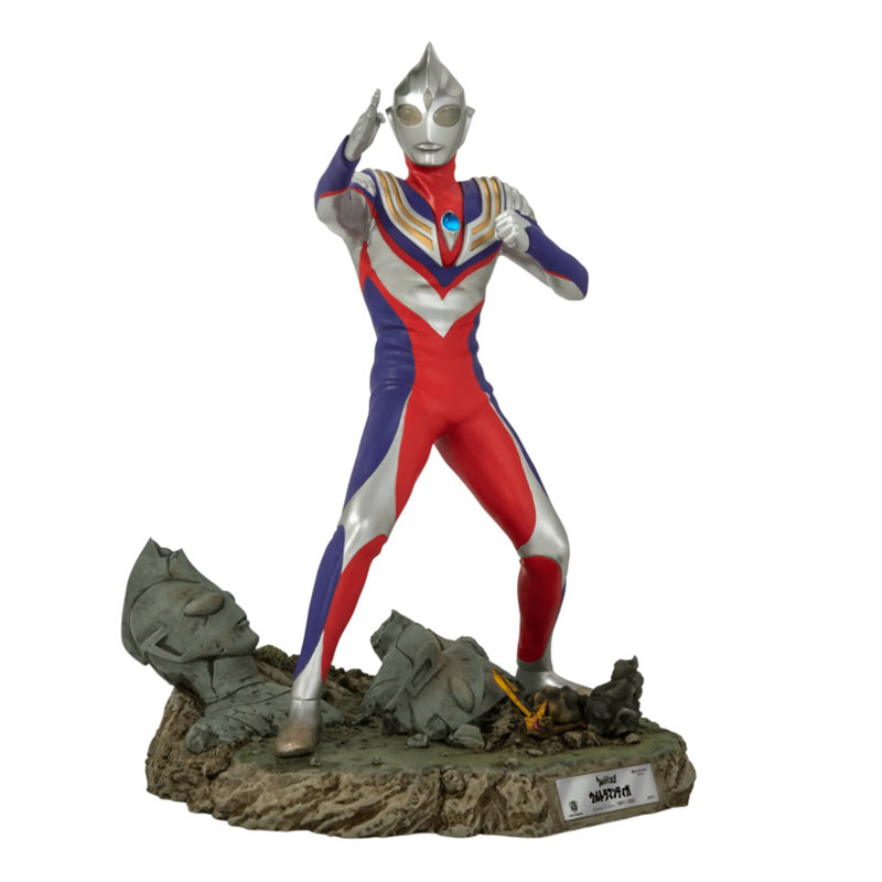 Ultraman Tiga Master Craft Table Top Statue