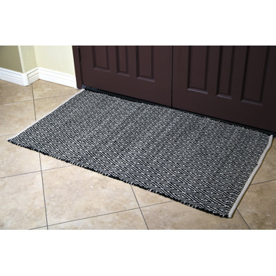 Arnar Argyle Indoor Rug