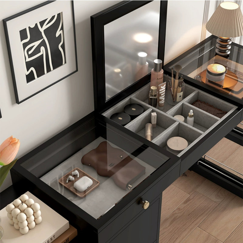 Commode noire de style rétro