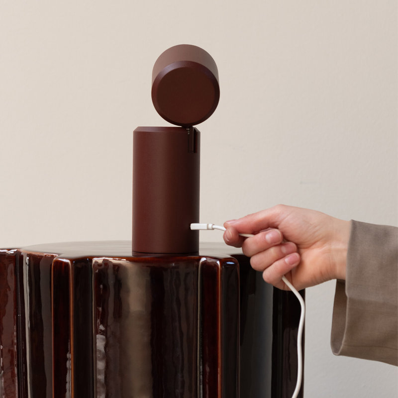 Aluminium Desk Lamp, Burgundy