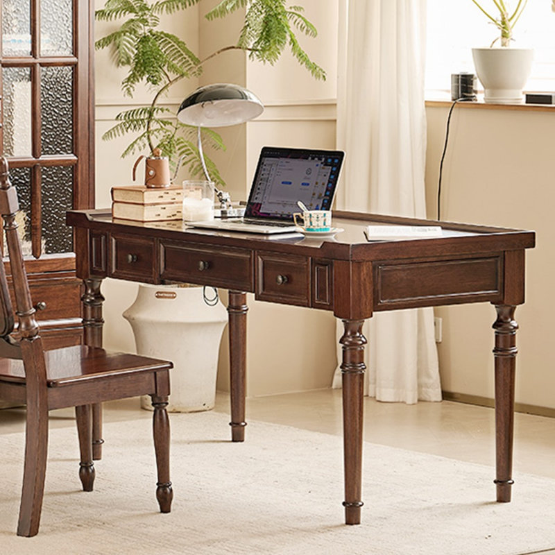 Bureau rectangulaire en bois massif brun noisette, 31.5" H x 55.12" W x 27.56" D