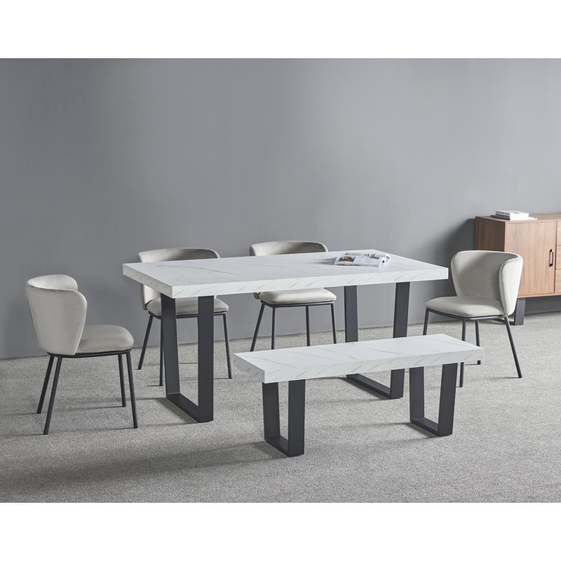 Aarvi 6 - Person Dining Set