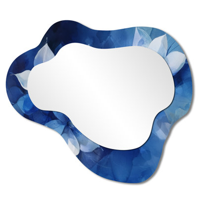 Miroir décoratif asymétrique bleu et blanc, cornouiller délicat et pétales de fleurs I - cornouiller
