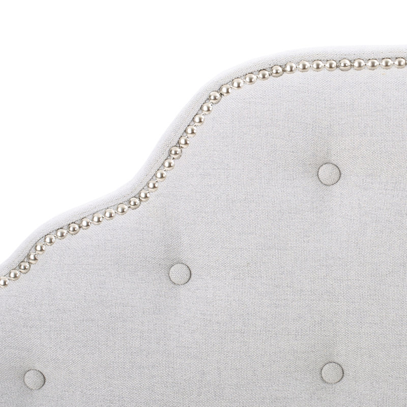 Tête de lit en tissu gris pour lit simple avec coutures élégantes en losange et détails cloutés revêtus d'un magnifique motif capitonné