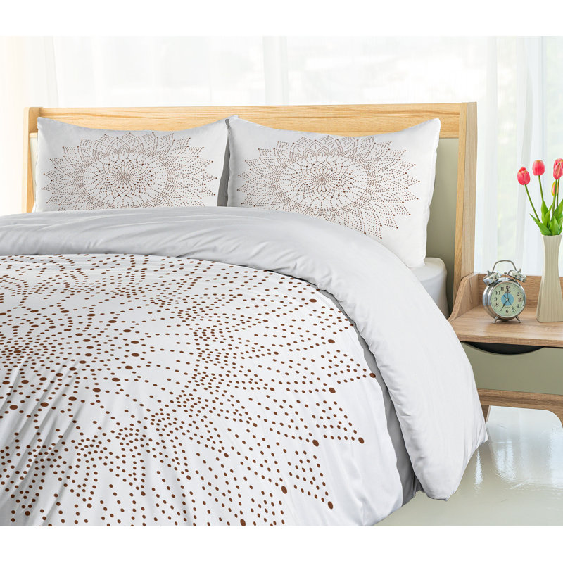 No Duvet Cover, California King Duvet Cover + 2 Standard Shams