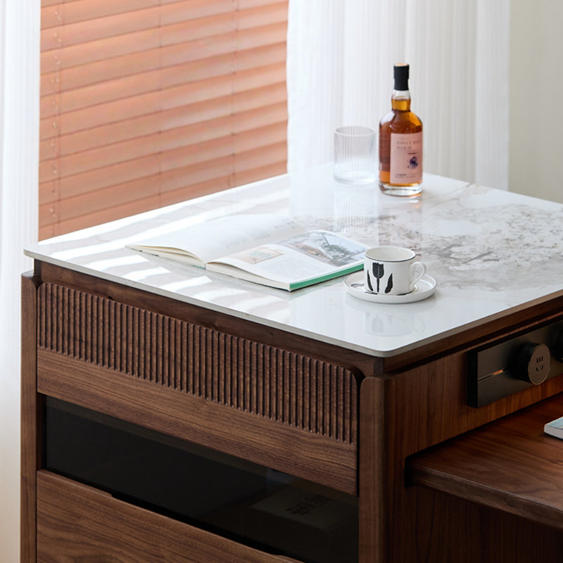 Modern and Simple Solid Wood Dining Table