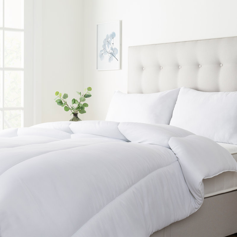 Slumberdown Super Cool Summer Bedding Bundle - 4.5 Tog Duvet & 2 Firm Support Pillows for Hot Sleepers, 225" W x 220" L