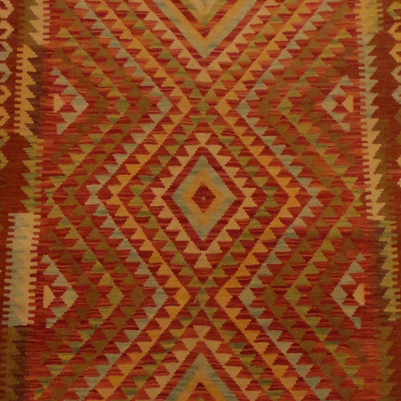 Azpeitia Wool Southwestern Indoor Rug