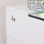 Grande coiffeuse préassemblée de 150 cm (59 po) avec plateau en verre HD, bandes lumineuses DEL intégrées, 11 grands tiroirs, poignées en forme de diamant, ports USB et Type-C.-881920026
