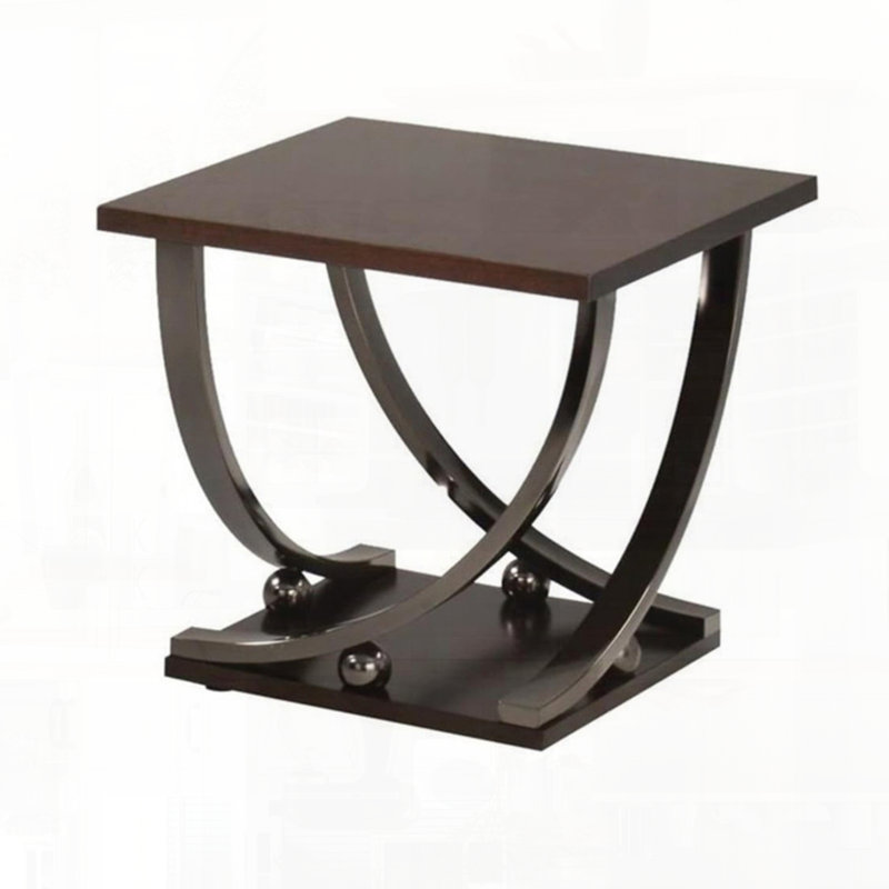 Table de bout occasionnelle avec un design contemporain pour une décoration intérieure époustouflante