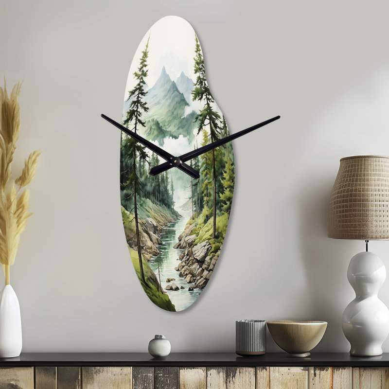 Green Pine Tree Eternal Guardians I - Curved Shape Large Green Wall Clock - Unique Shape, Moyenne
