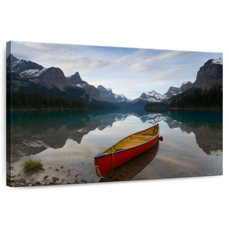 Mehar Lake Maligne Canoe