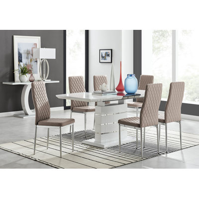 Ensemble de salle à manger extensible Everson 6 places avec chaises rembourrées en similicuir
