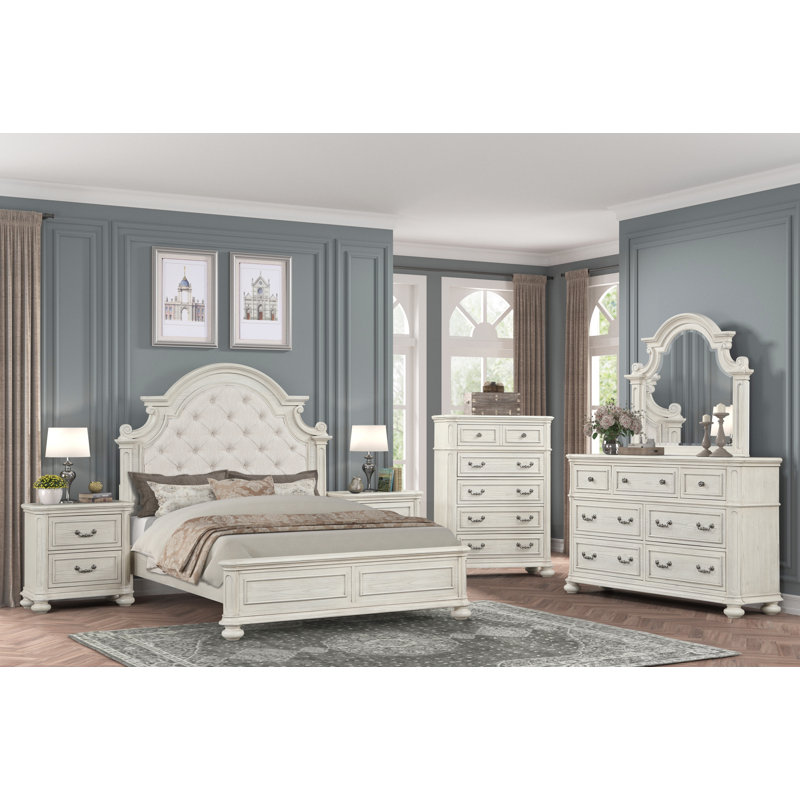 Nilsen French Traditional 6-Piece Bedroom Set, Antique White, Queen, Queen