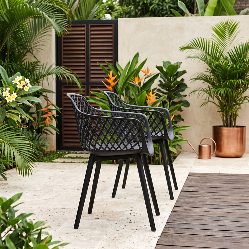 Ensemble de chaises de salle à manger d'extérieur modernes avec design résistant aux intempéries et motif en maille élégant