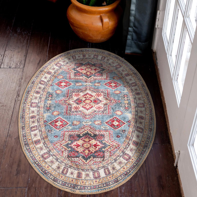 Mazzie Performance Chenille Floral Indoor Rug, Oval 2' x 3'1"