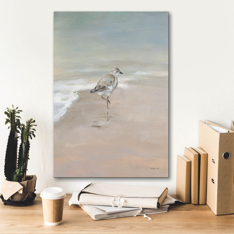  «Shorebirds On The Sand 2» par Danhui Nai, art mural sur toile, H 26 po x l 18 po