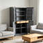 Grande armoire de cuisine autoportante grise, 40,2 x 20 x 71,3 pouces, 8 portes, 2 tiroirs, avec deux tablettes réglables.-81554672