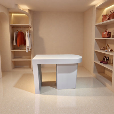 Présentoir simple du magasin de vêtements