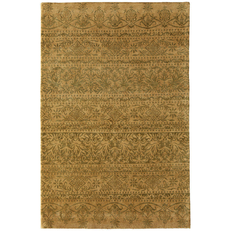 Tapis floral et botanique doré Temujin, Rectangle 7 pi 9 po x 9 pi 9 po