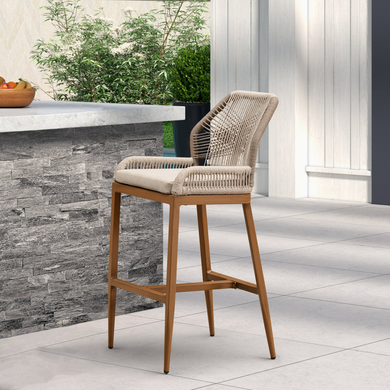 Tabouret de bar d'extérieur en aluminium 28,5 po avec coussin (ensemble de 1), Teak