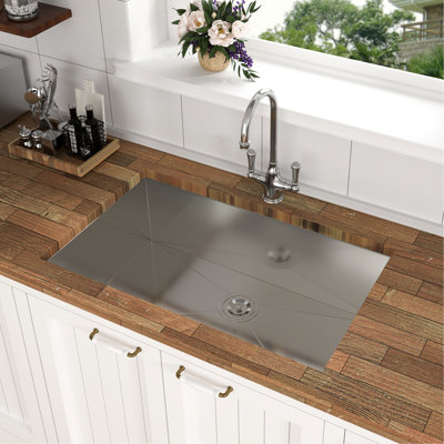 33"X19"X9" Sink - Stainless Steel Undermount With Smooth Surface And Condensation Prevention 33 Inch Wash Basin Hygienic Properties Drain Assembly