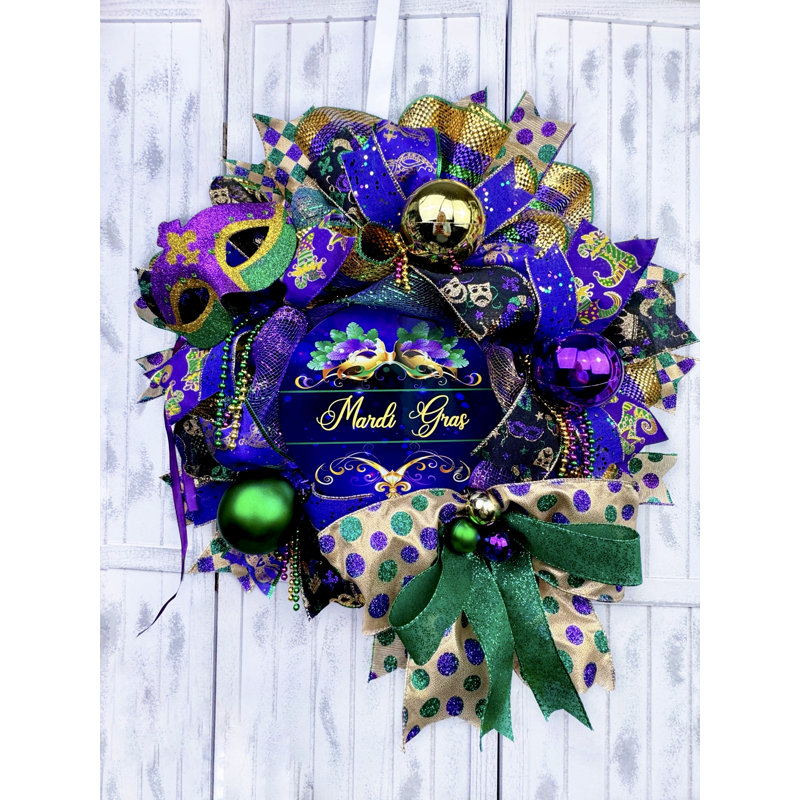 Handcrafted 18'' Wreath