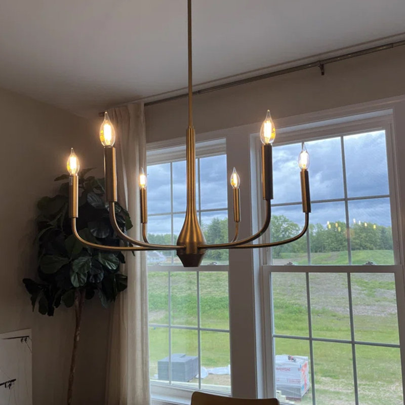 Lustre chandelier doré à 6 lumières