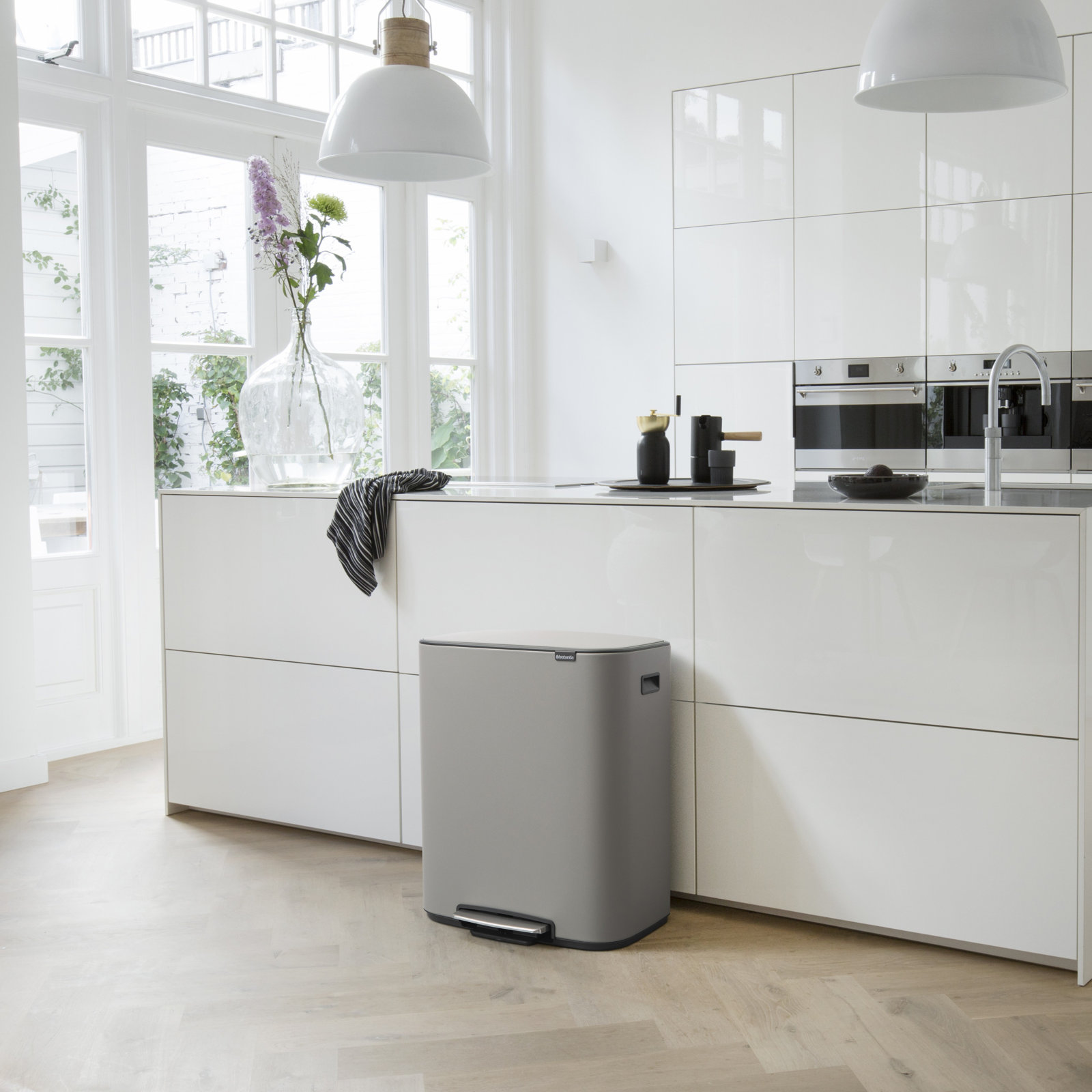 Brabantia Bo 16gal Step-On Trash Can, Mineral Concrete Gray