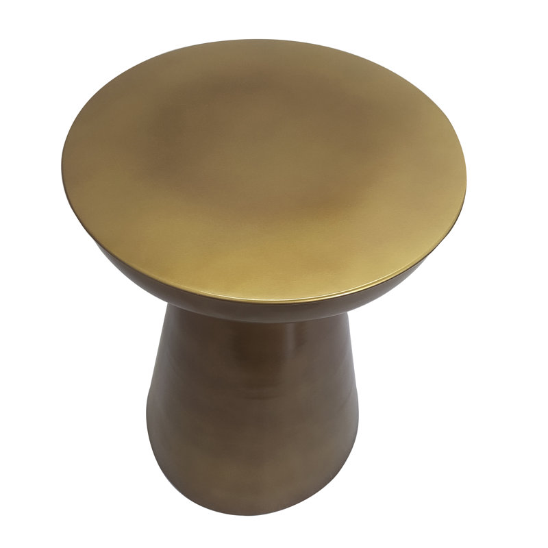 Table de bout Kyri, Or