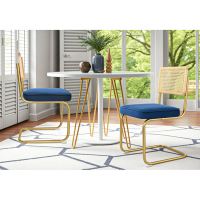 Ensemble de 2 chaises de salle à manger sans accoudoirs modernes, coussin rembourré en velours bleu avec dossier en rotin naturel et pieds en métal doré, chaises d'appoint pour la cuisine, le salon et la salle à manger