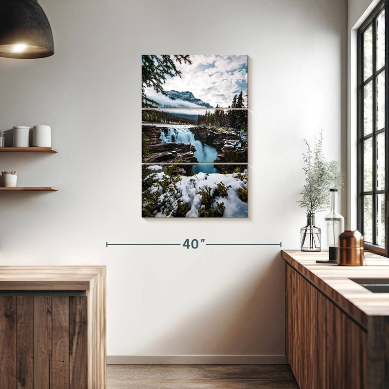 Cascade d'Alvord, H 38 po x l 24 po