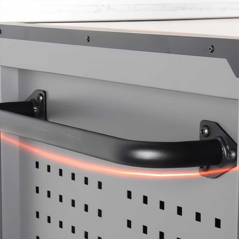 Établi mobile multifonctionnel avec roulettes