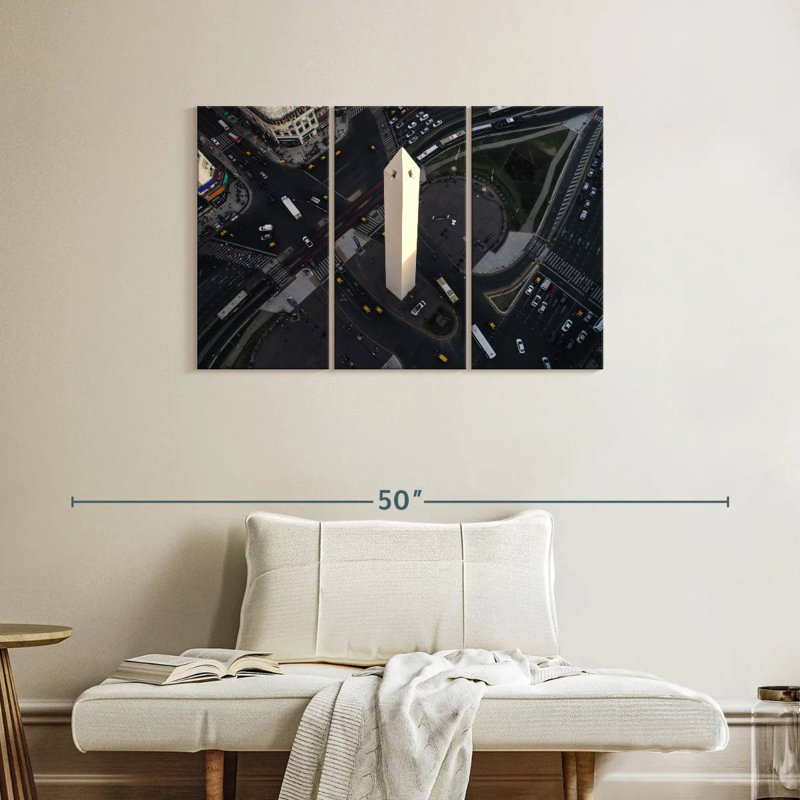 Lilie Buenos Aires Obelisk, 24" H x 38" W
