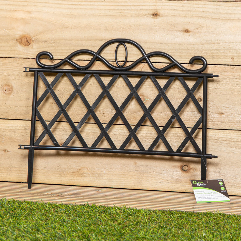 27 cm H x 48 cm W Plastic Border Fencing, Black