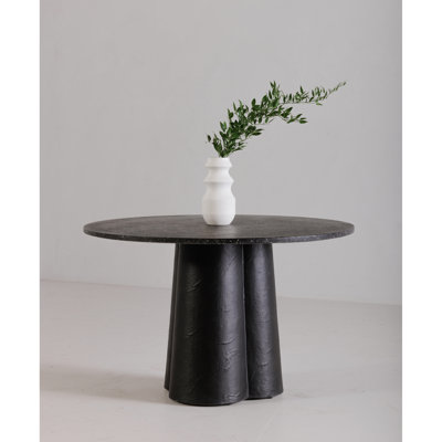 Hoa Round Dining Table