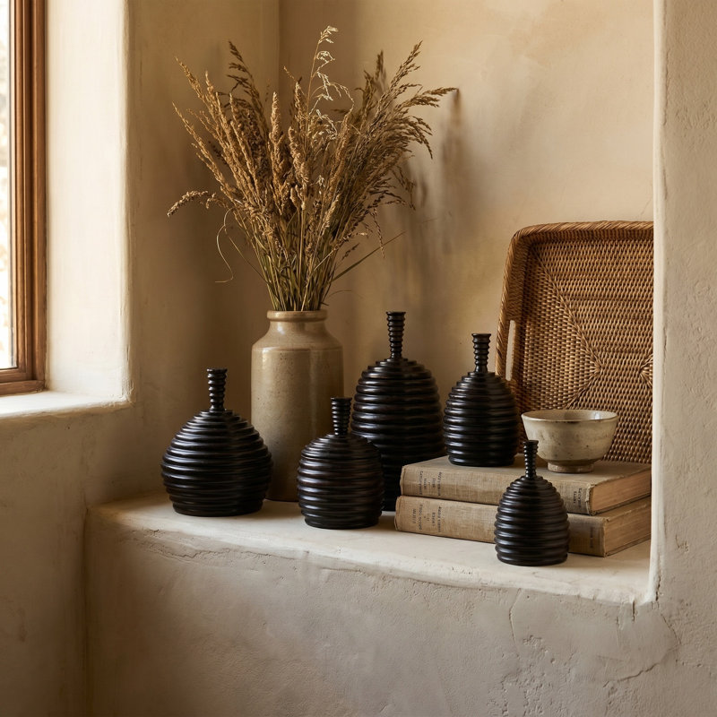 Ebony Wood Vessel - Rovuma Range, Style Three