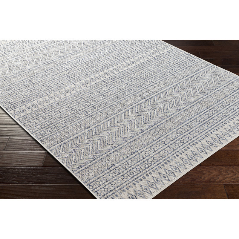 Mendota Machine Woven Moroccan Area Rug, Round 7'10"