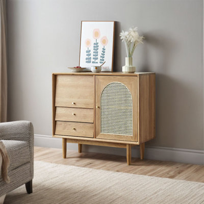 Wingard 31.5'' Sideboard -  Latitude RunÂ®, D28DD1020EE04044A2DB26818F56DF96